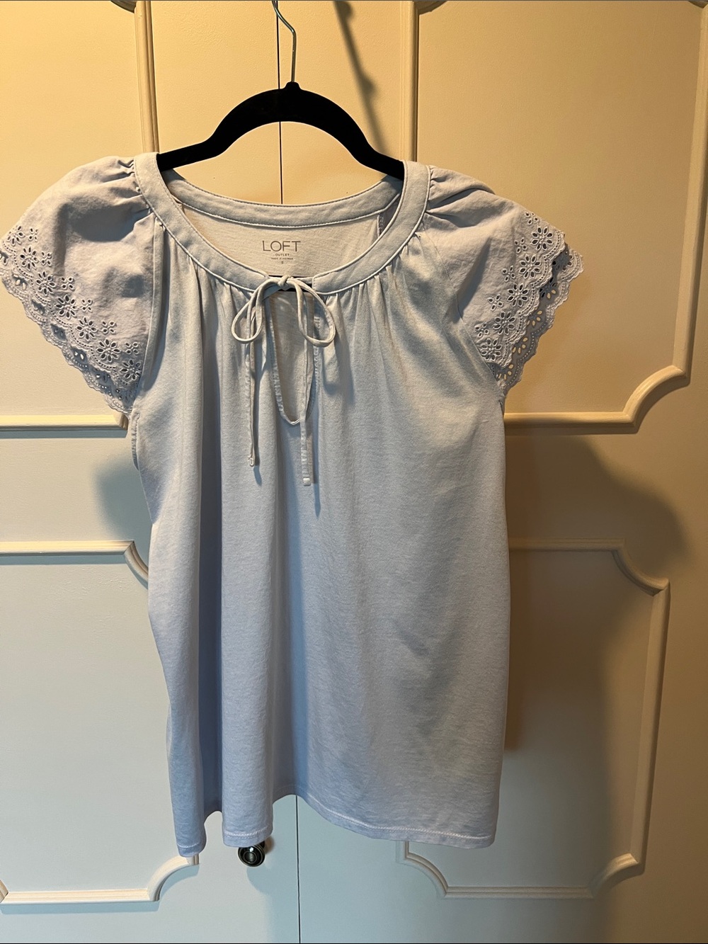 LOFT Light Blue Eyelet Sleeve Tie-Front Women's Tunic Top